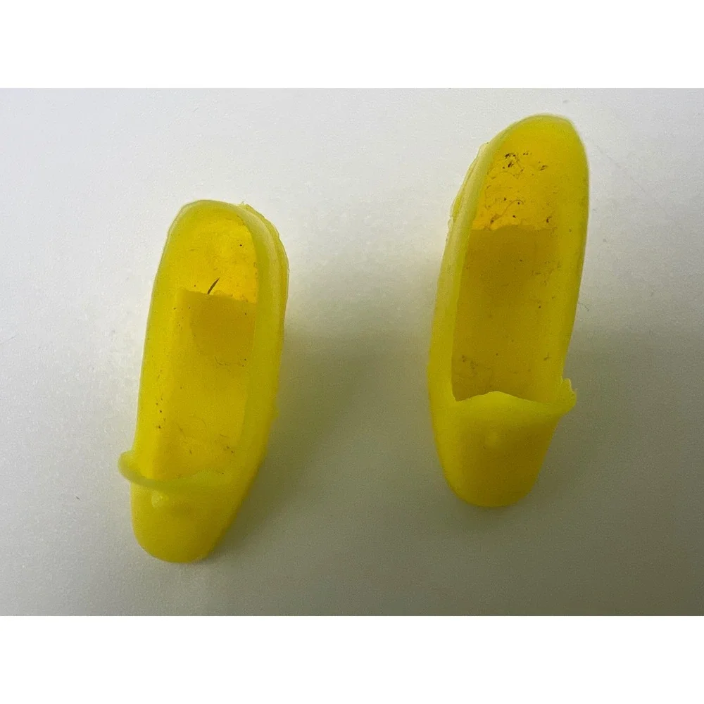 Vintage Mattel Barbie Yellow Pilgrim Square Toe Heels Hong Kong Doll Shoes 1970s